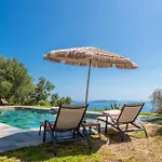 Villa Grande 750 M2 Des Chênes Bormes-les-Mimosas
