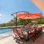 Villa Grande 750 M2 Des Chênes