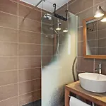 Villa Grande 750 M2 Des Chênes