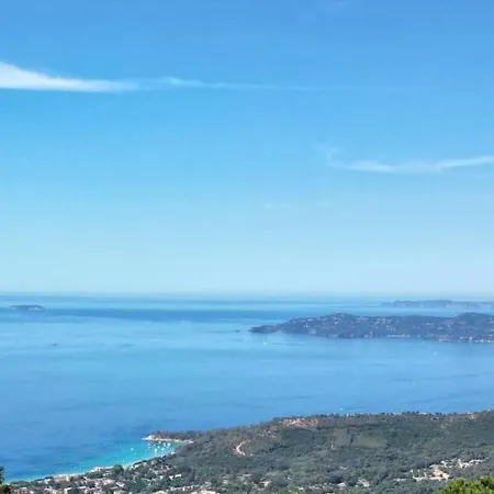 Grande 750 M2 Des Chenes Villa