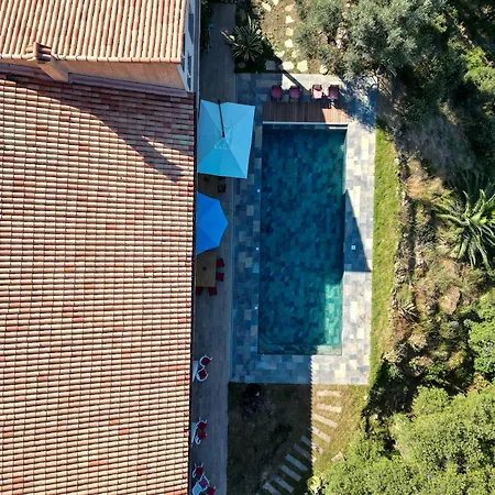 Villa Grande 750 M2 Des Chenes *