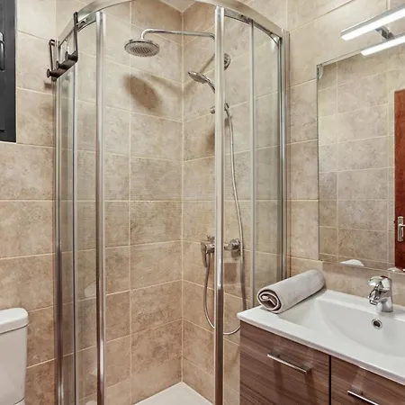 Grande 750 M2 Des Chenes Villa